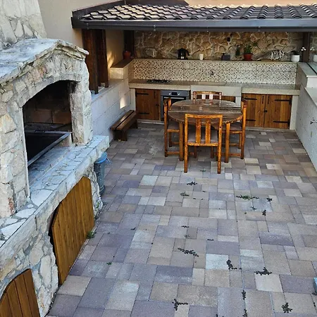 דירה Cozy Apartment In Dramalj With Wifi